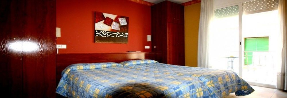 Hostal Termes Sitges Exterior photo