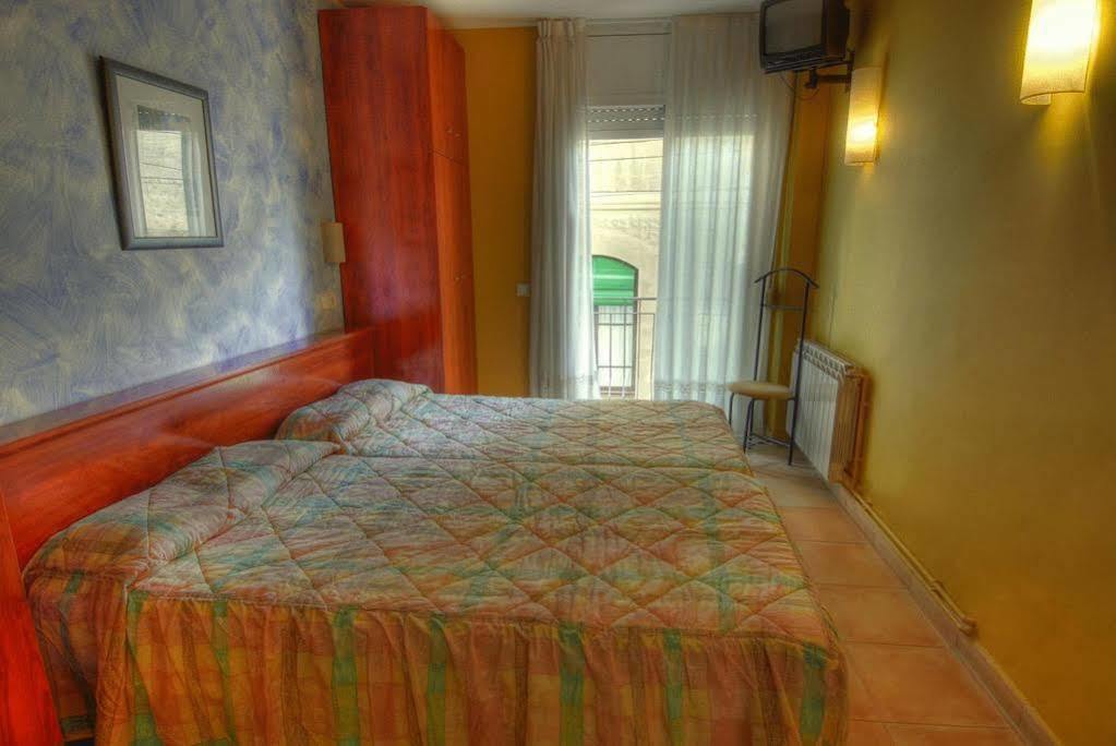 Hostal Termes Sitges Exterior photo
